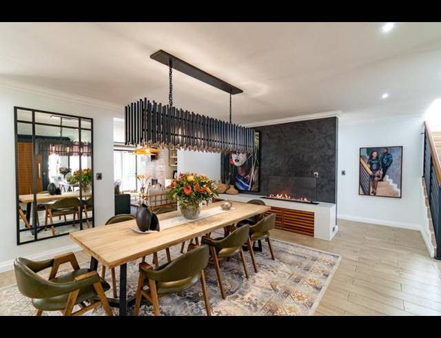 5 BEDROOM HOUSE FOR SALE IN MIDSTREAM ESTATE